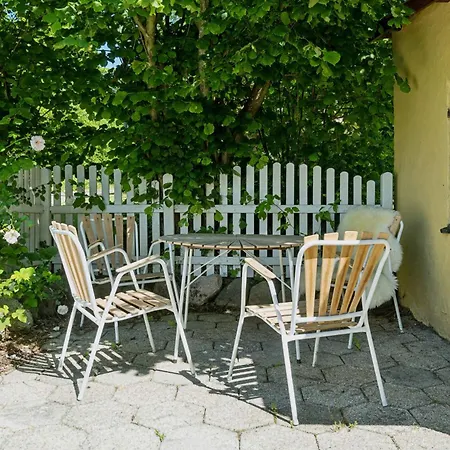 Old Local House From 1904 With Natural Garden Tranekaer