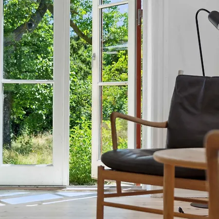 度假居 Old Local House From 1904 With Natural Garden Tranekær