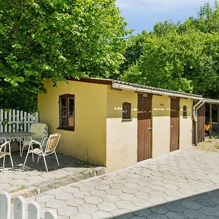 Holiday home Old Local House From 1904 With Natural Garden *