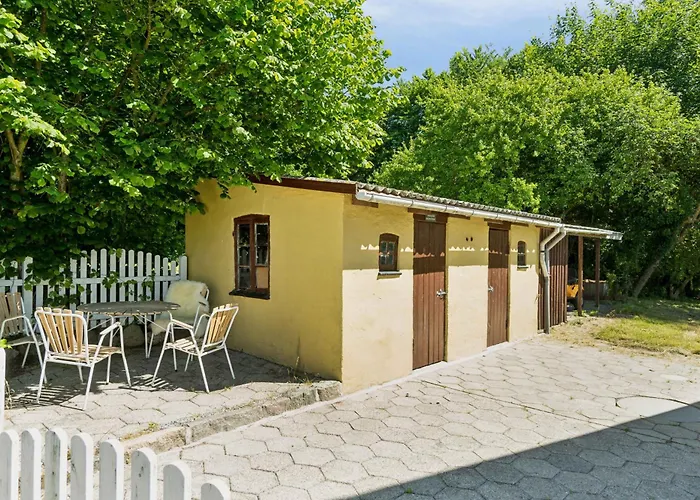 Сasa de vacaciones Old Local House From 1904 With Natural Garden Tranekær